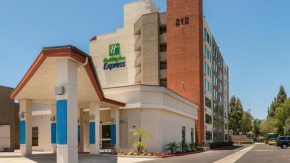 Holiday Inn Express Fullerton-Anaheim, an IHG Hotel